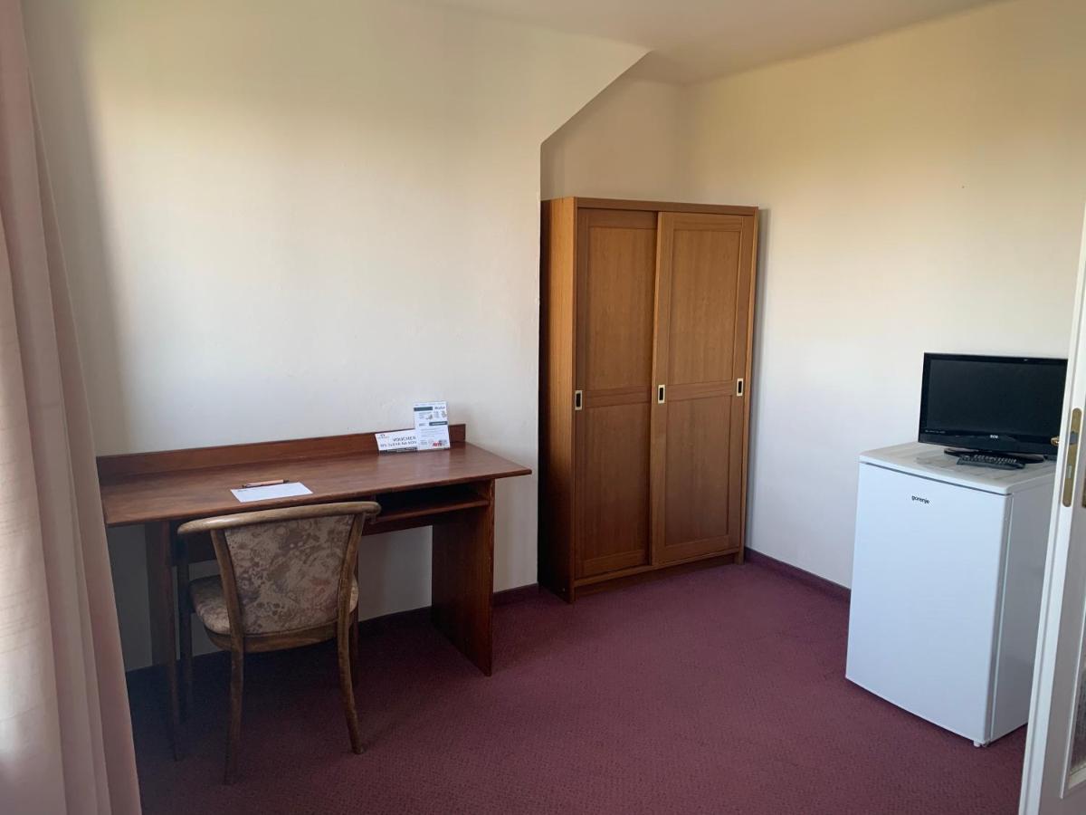 Hotel-Pension Kamyk Prága Kültér fotó