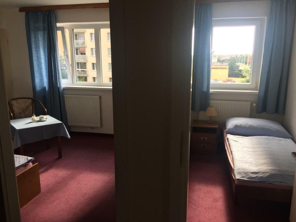 Hotel-Pension Kamyk Prága Kültér fotó